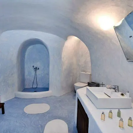 Goddess Lethe Villa Oia (Santorini)